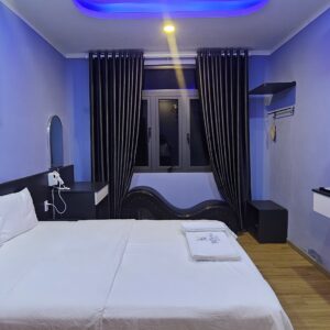 Phòng Rộng Qua Đêm